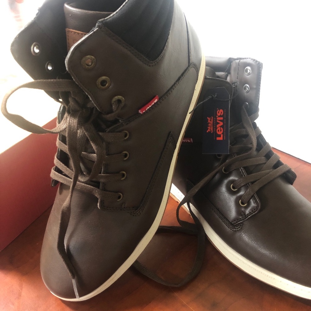 Levis shoes